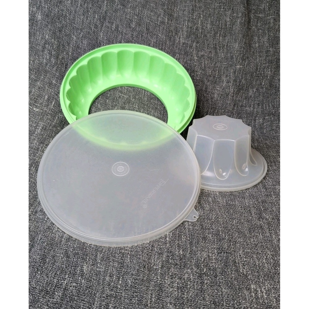 Tupperware Ring Mold Jadeite Green 3-Piece Jello Mold Set Vintage Classic
